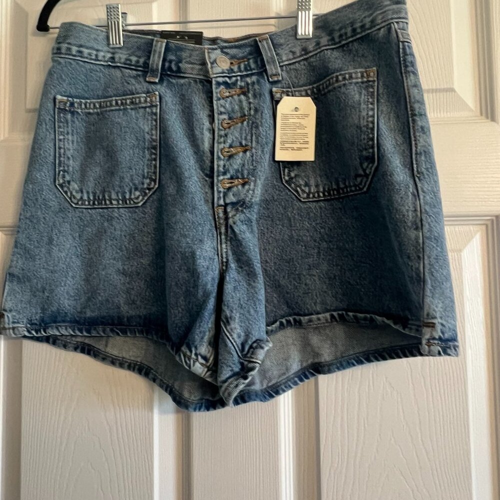 80s Mom Short Jeans by Levi's
